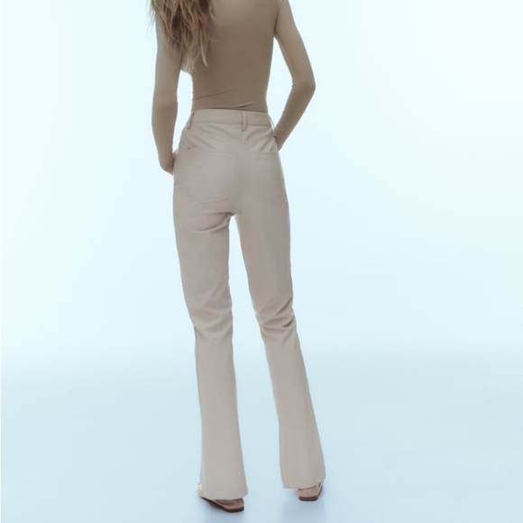 Nwt ZARA FAUX LEATHER SLIM FLARE TROUSERS WITH SLITS SIZE US 4 - Picture 5 of 13